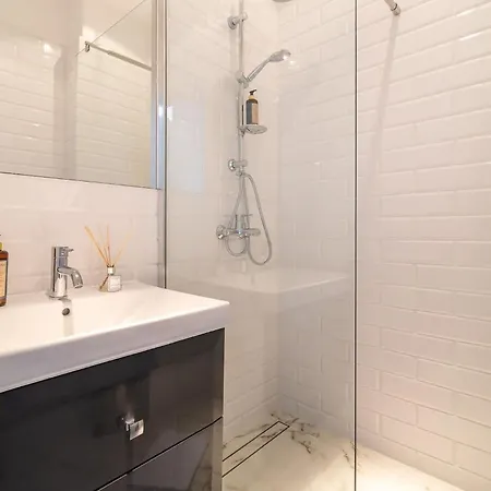 Elegant Apartment In Warsaw Center With A Balcony By Noclegi Renters Apartment *