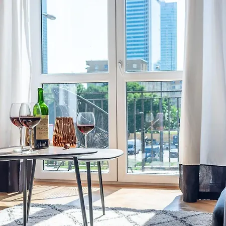 Marszalkowska Elegant With A Balcony Center By Rent Like *